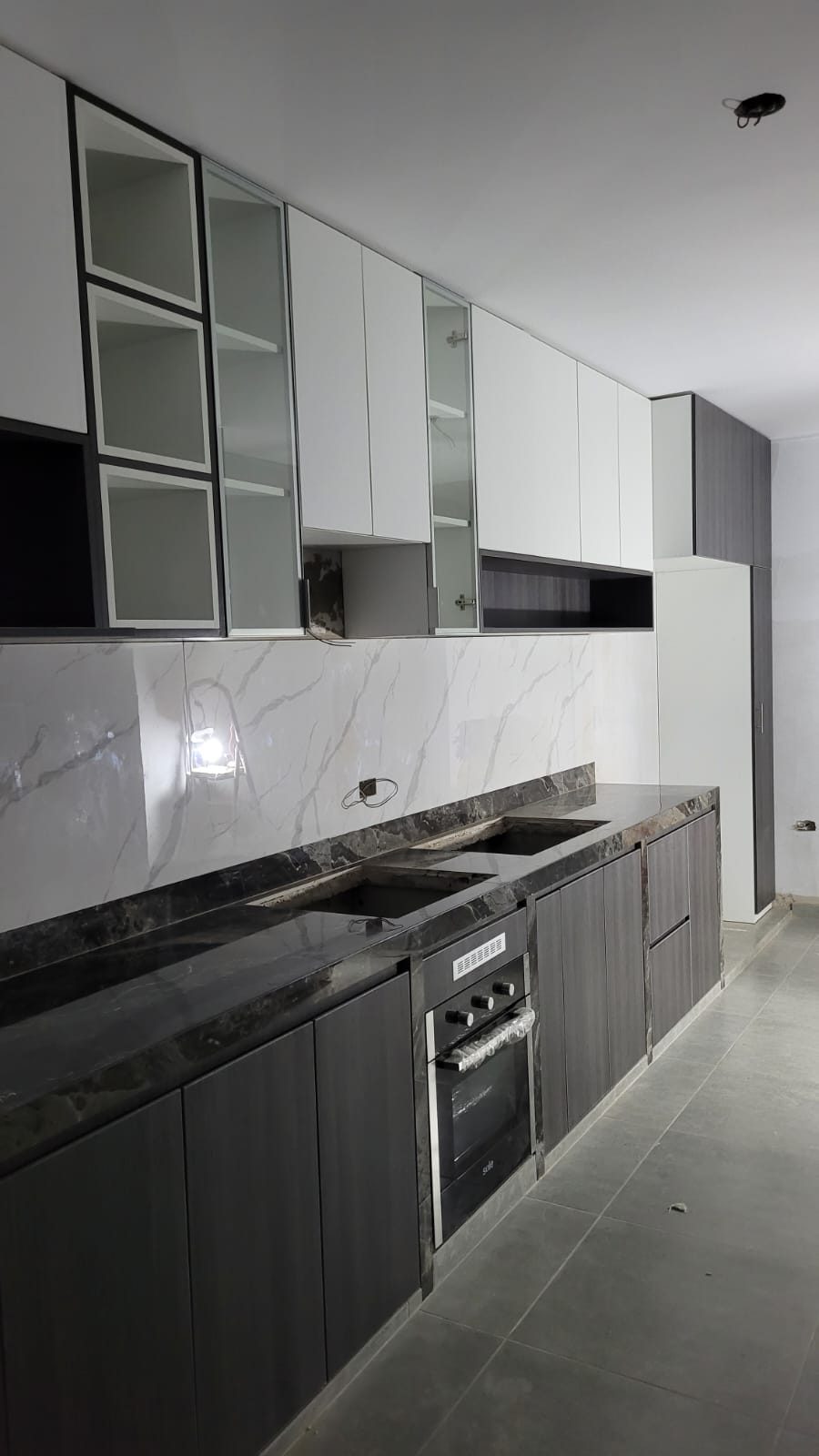 Cocina lineal – proyecto instalado